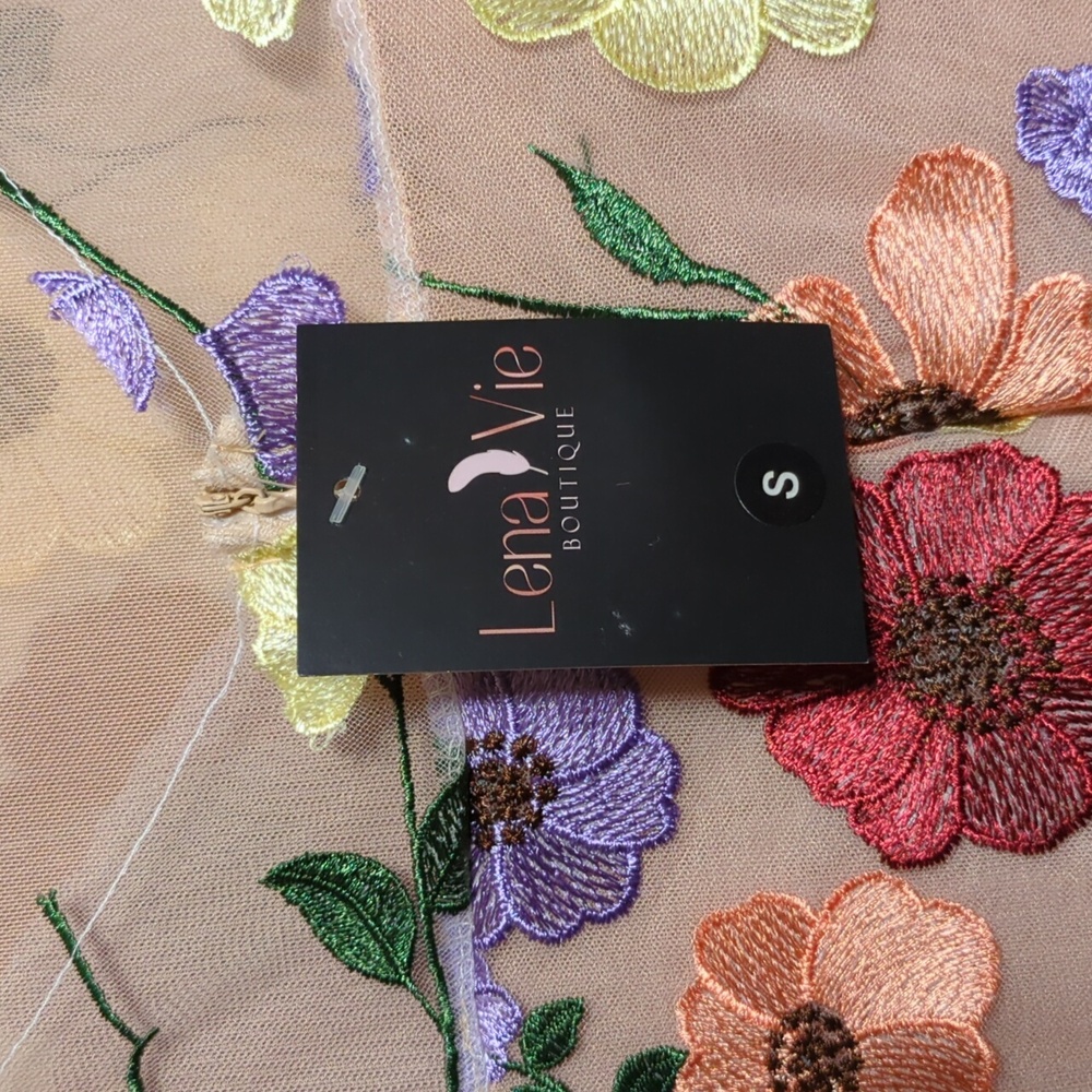 Lena Vie Boutique Floral Embroidered Sheer Dress Size Small - Picture 12 of 12